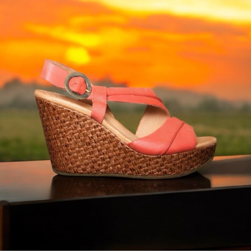 NEW!! Naya orange/ coral Wedge Sandals size 9.5W